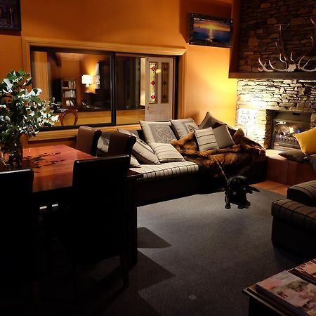 Mt Maude Country Lodge Езеро Хавеа Екстериор снимка