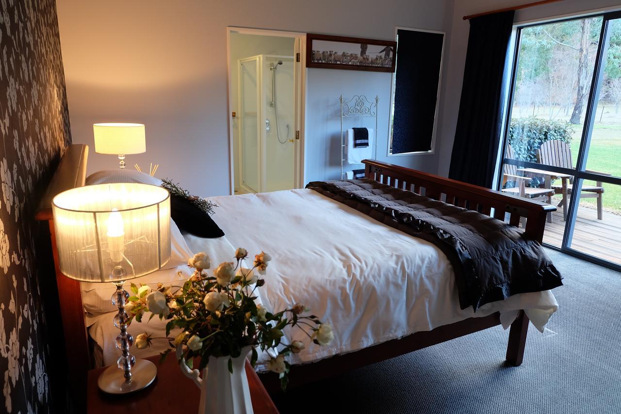 Mt Maude Country Lodge Езеро Хавеа Екстериор снимка